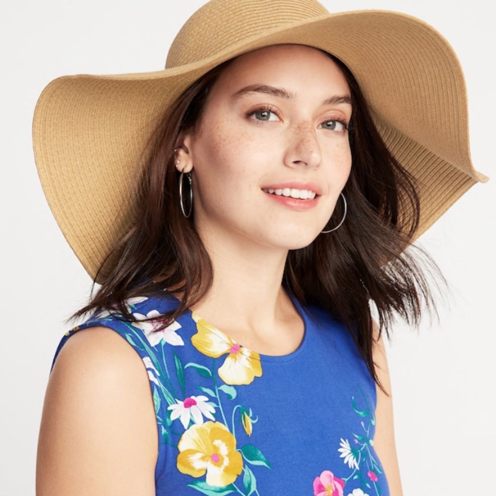 Floppy Sun Hat ☀️